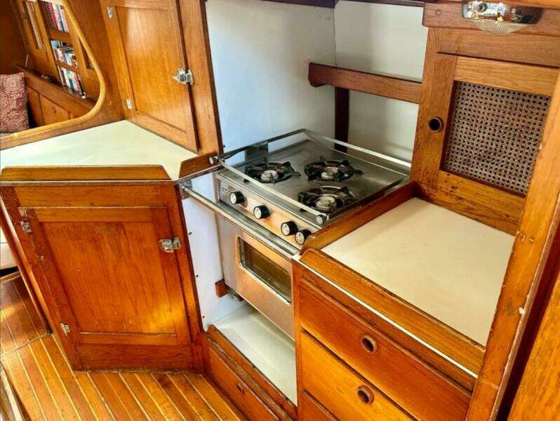 VI 44ft Alden Yacht For Sale