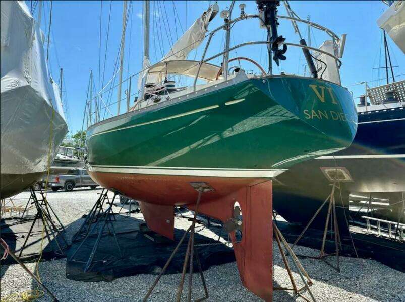 VI 44ft Alden Yacht For Sale