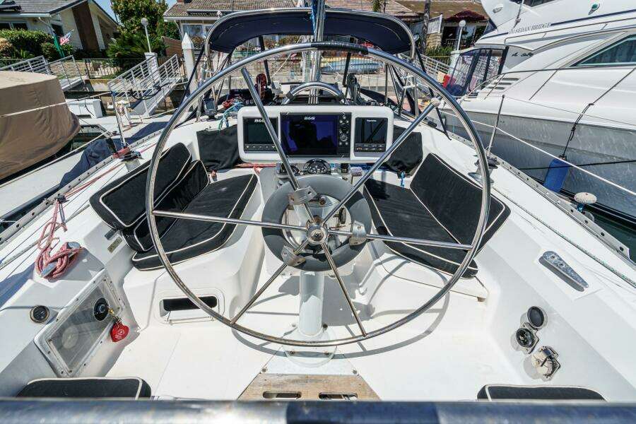 Orion 37ft Hunter Yacht For Sale