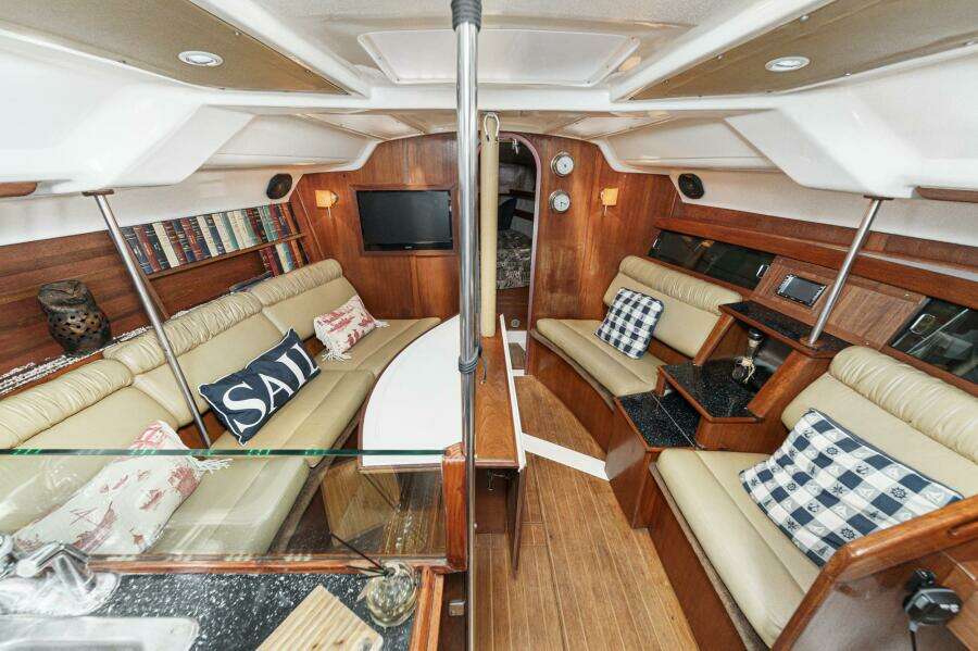 Orion 37ft Hunter Yacht For Sale