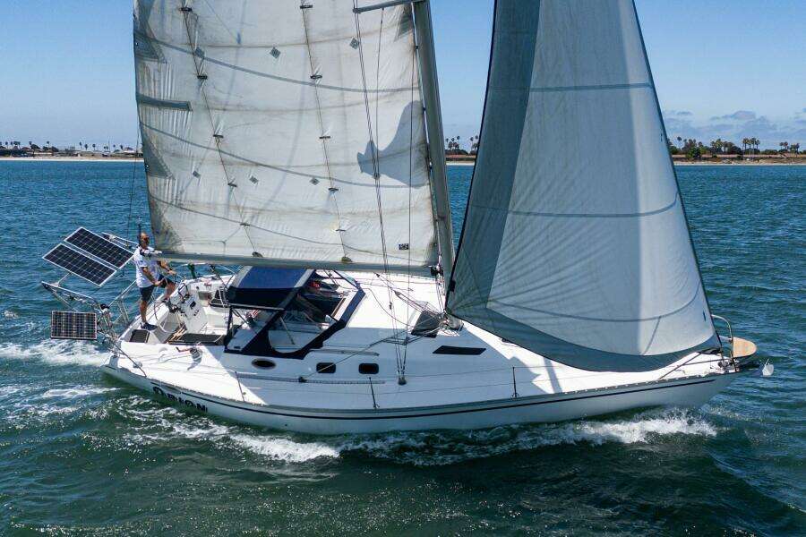 Orion 37ft Hunter Yacht For Sale