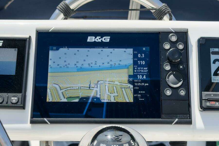 Orion 37ft Hunter Yacht For Sale