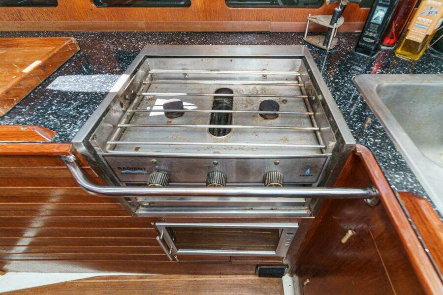 Orion 37ft Hunter Yacht For Sale