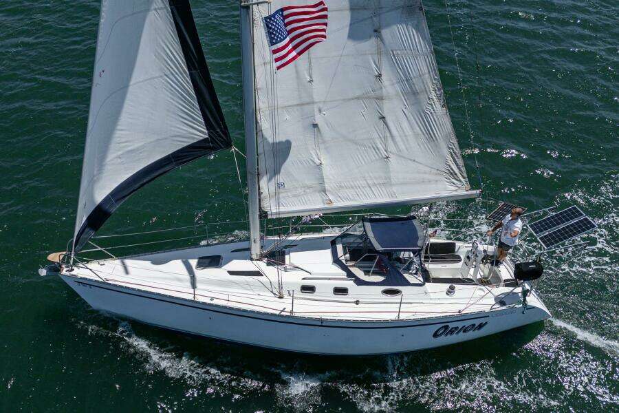 Orion 37ft Hunter Yacht For Sale