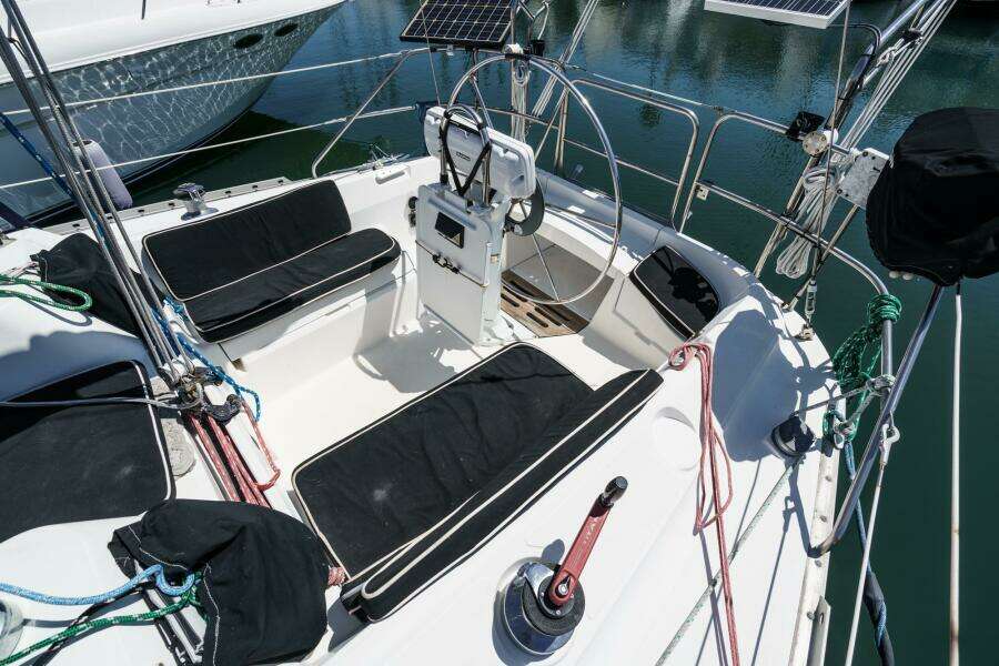 Orion 37ft Hunter Yacht For Sale
