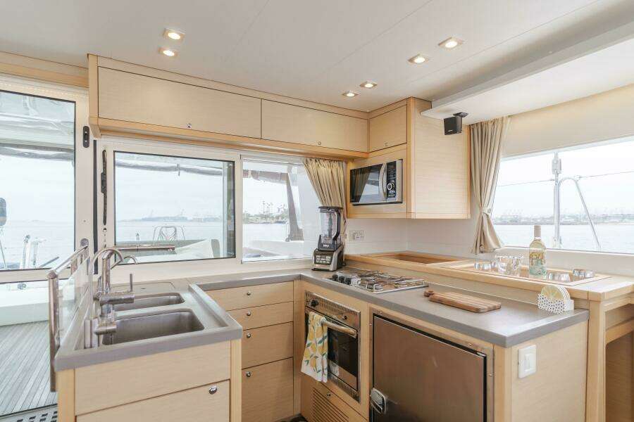 Limoncello 45ft Lagoon Yacht For Sale
