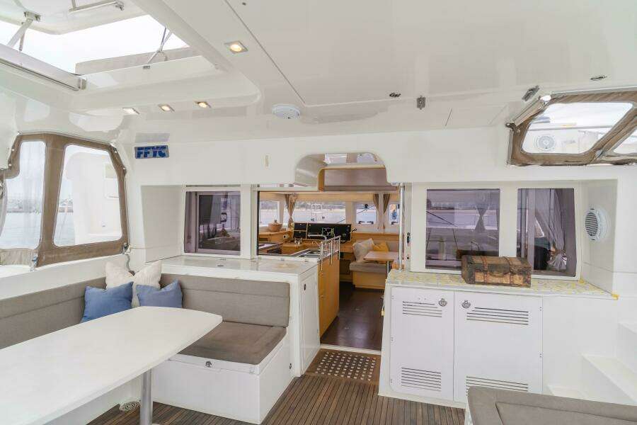 Limoncello 45ft Lagoon Yacht For Sale
