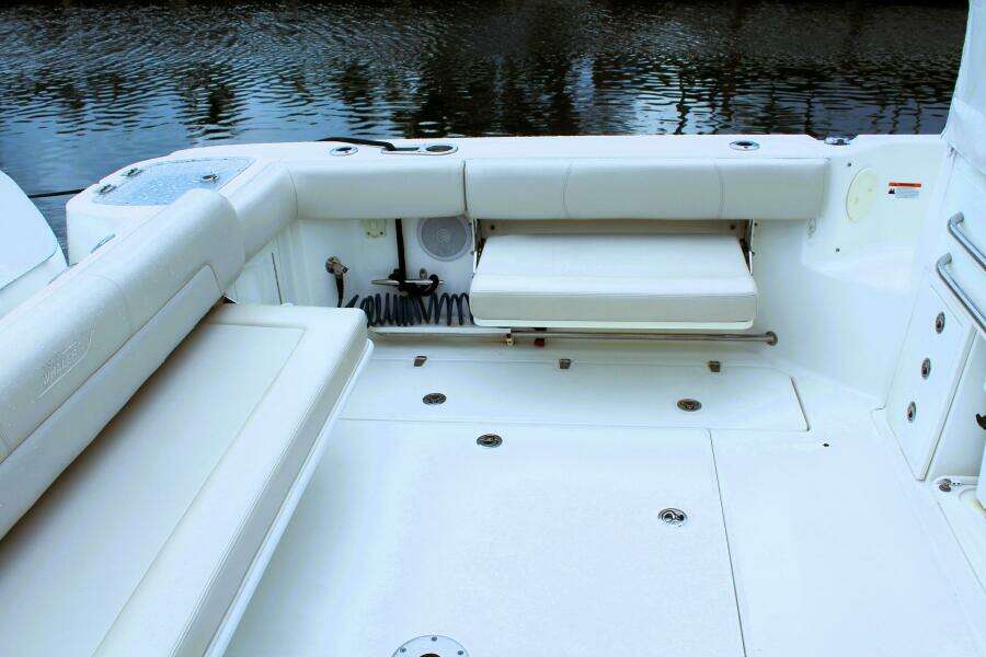 F Troop 35ft Boston Whaler Yacht For Sale