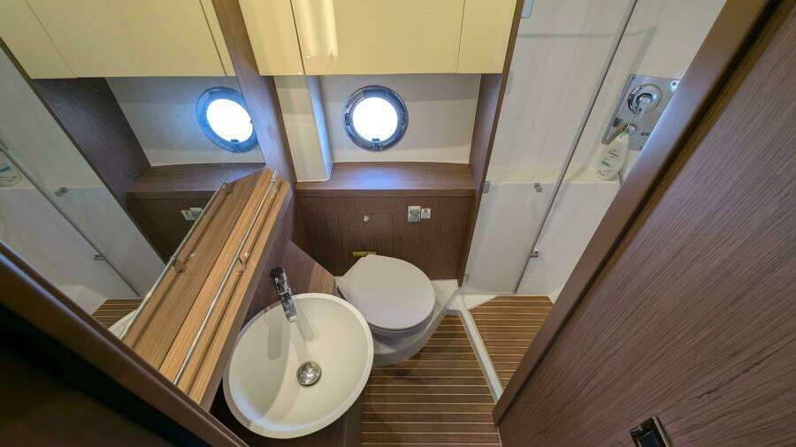 Best Life 46ft Beneteau Yacht For Sale