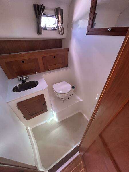 33ft Hunt Yachts Yacht For Sale