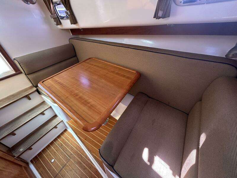 33ft Hunt Yachts Yacht For Sale