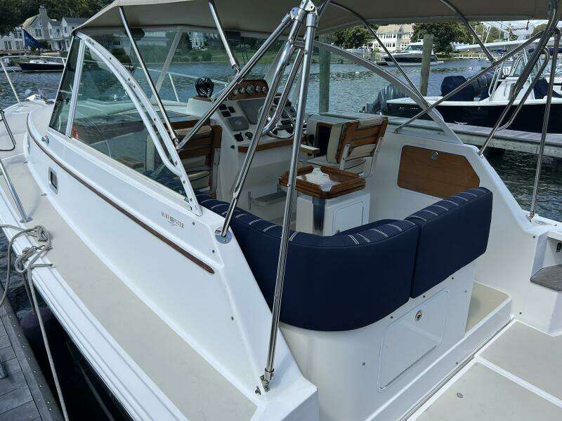 33ft Hunt Yachts Yacht For Sale