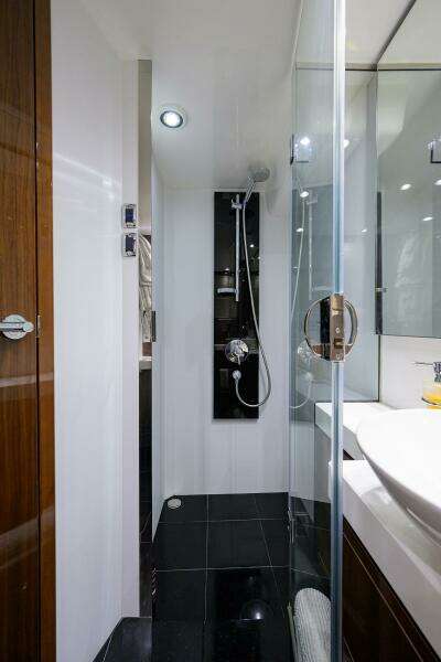 TIGHT SQUEEZE 64ft Princess Yacht For Sale