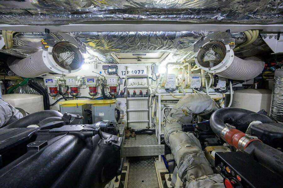 TIGHT SQUEEZE 64ft Princess Yacht For Sale