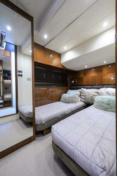 TIGHT SQUEEZE 64ft Princess Yacht For Sale