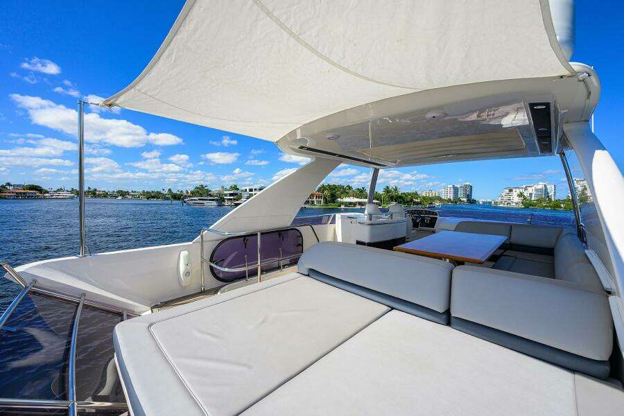 TIGHT SQUEEZE 64ft Princess Yacht For Sale