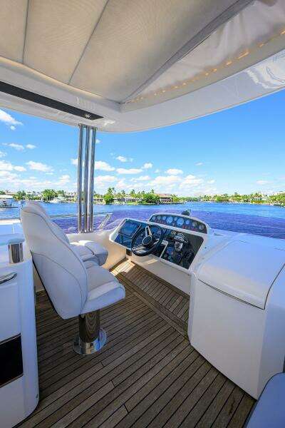 TIGHT SQUEEZE 64ft Princess Yacht For Sale