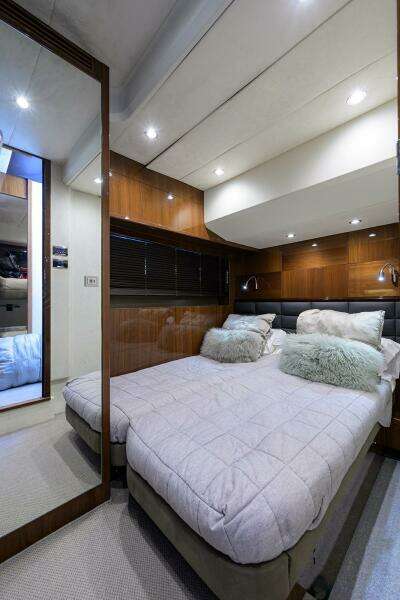 TIGHT SQUEEZE 64ft Princess Yacht For Sale