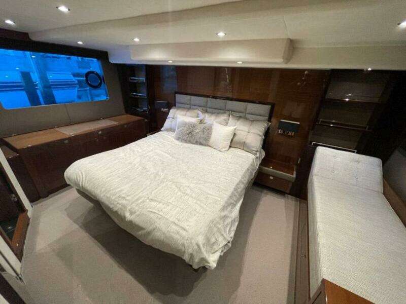 TIGHT SQUEEZE 64ft Princess Yacht For Sale
