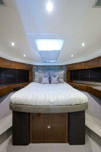 TIGHT SQUEEZE 64ft Princess Yacht For Sale
