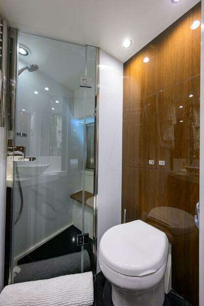 TIGHT SQUEEZE 64ft Princess Yacht For Sale