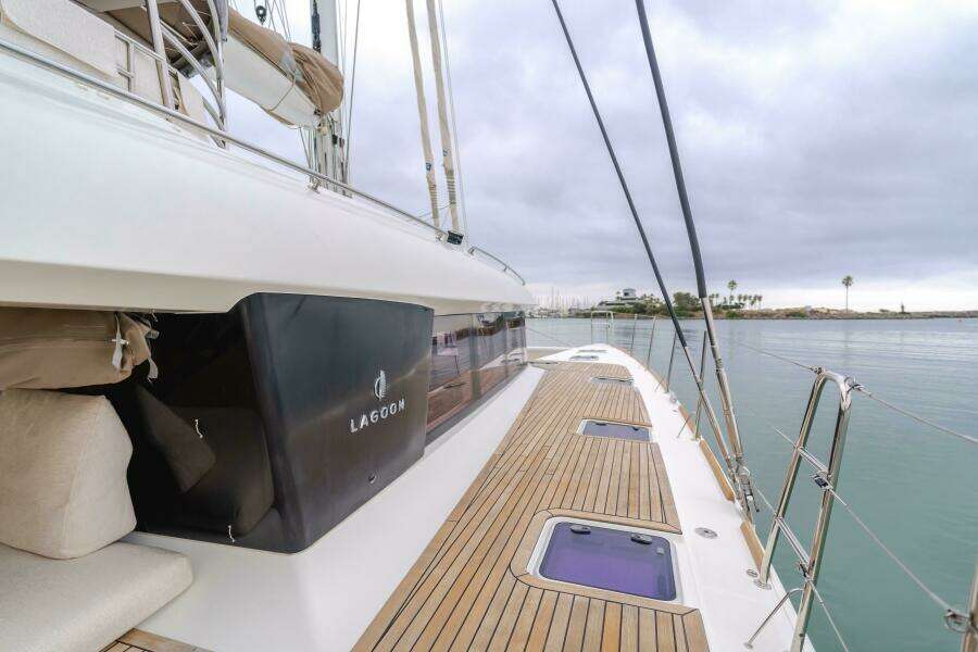 Sunset O 62ft Lagoon Yacht For Sale