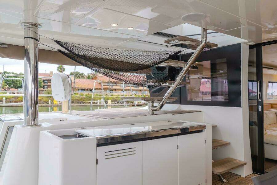 Sunset O 62ft Lagoon Yacht For Sale