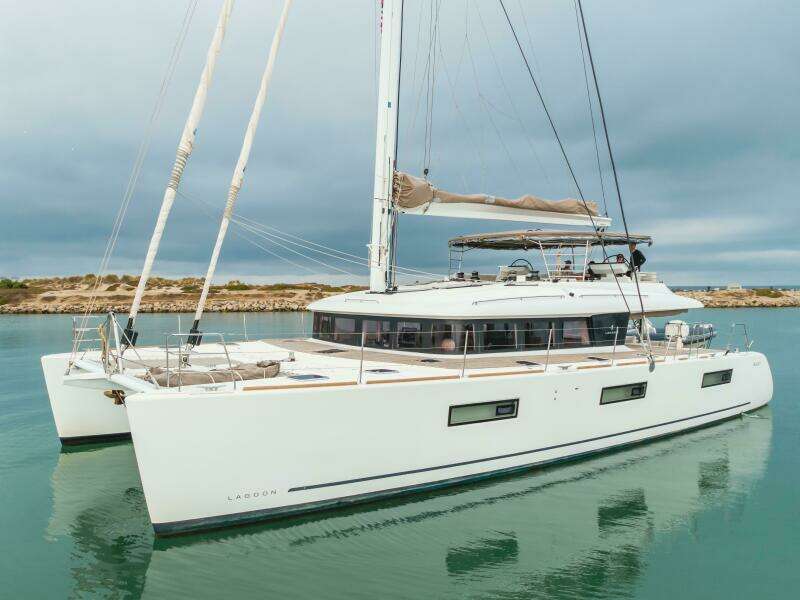 Sunset O 62ft Lagoon Yacht For Sale