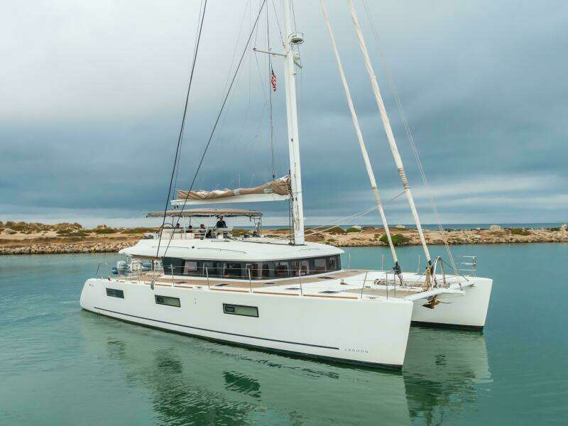 Sunset O 62ft Lagoon Yacht For Sale