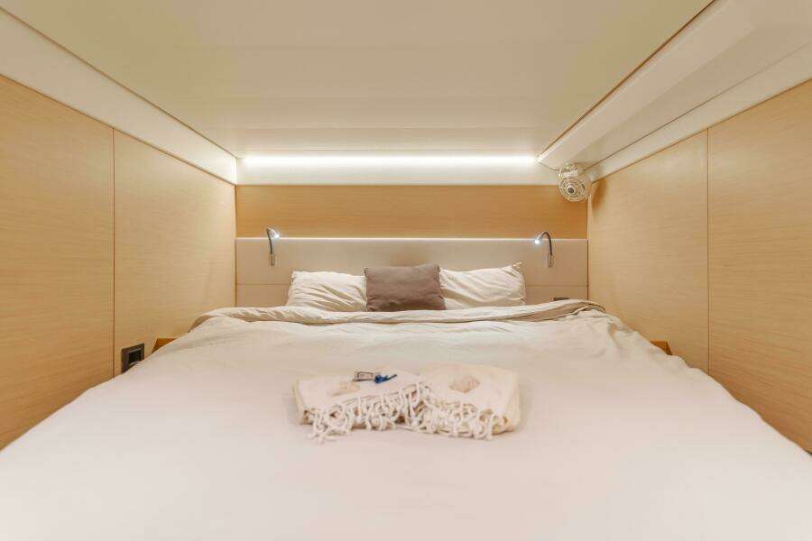 Sunset O 62ft Lagoon Yacht For Sale