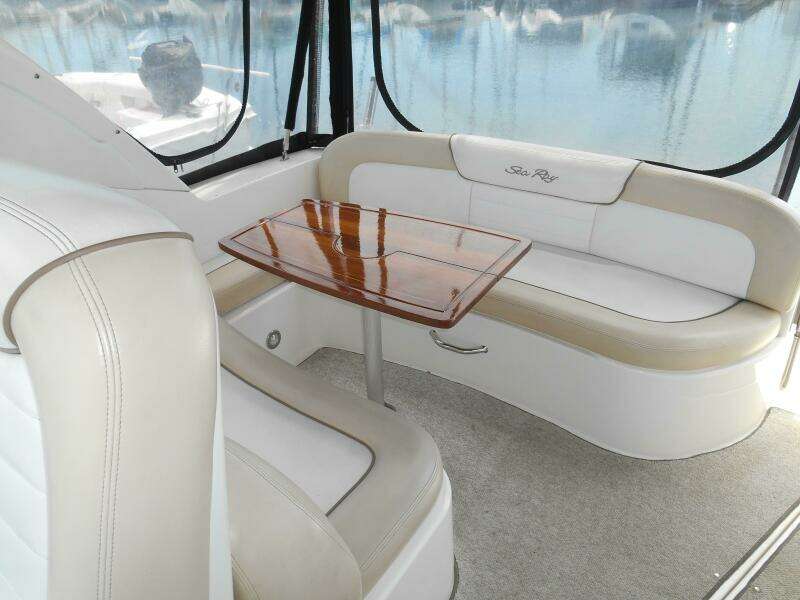 Legasea 33ft Sea Ray Yacht For Sale