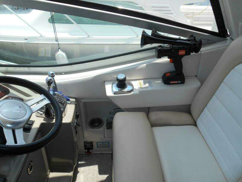 Legasea 33ft Sea Ray Yacht For Sale
