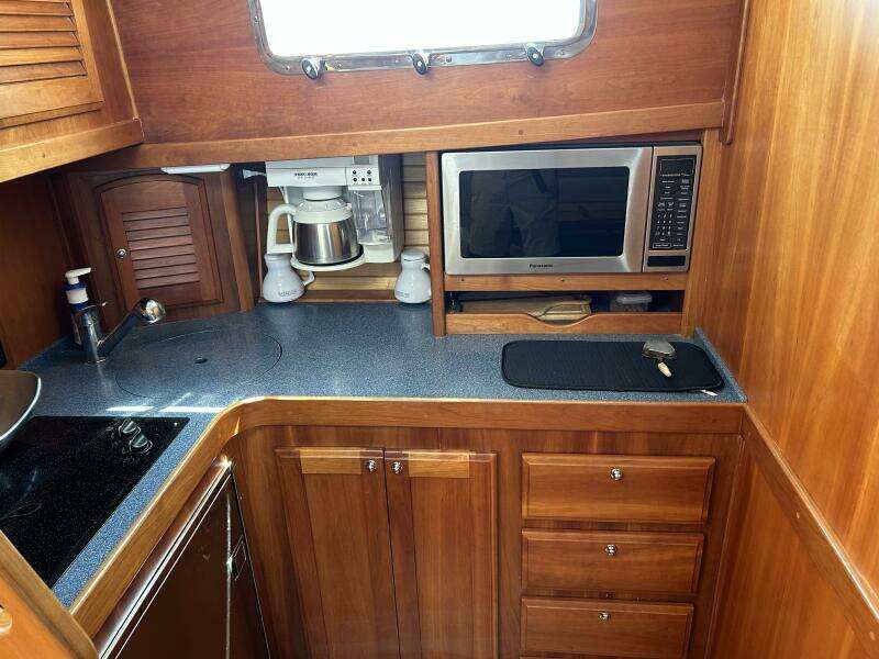 38ft Sabre Yacht For Sale