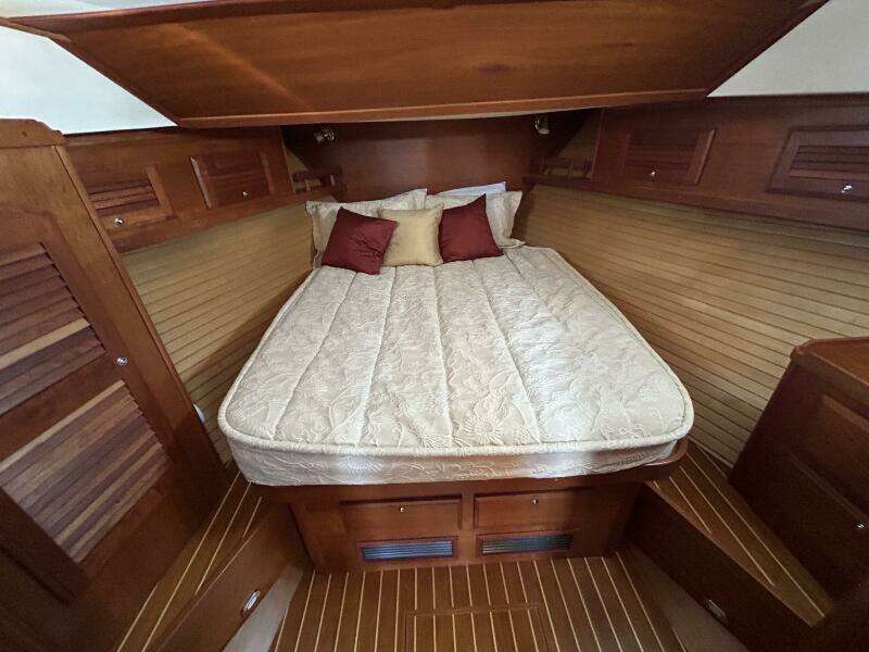 38ft Sabre Yacht For Sale