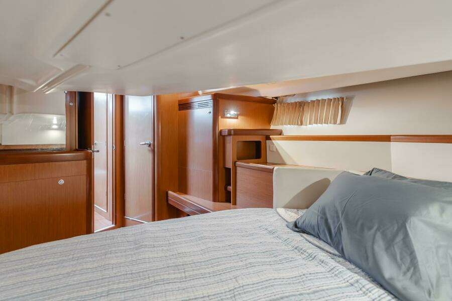 Skyfall 49ft Beneteau Yacht For Sale