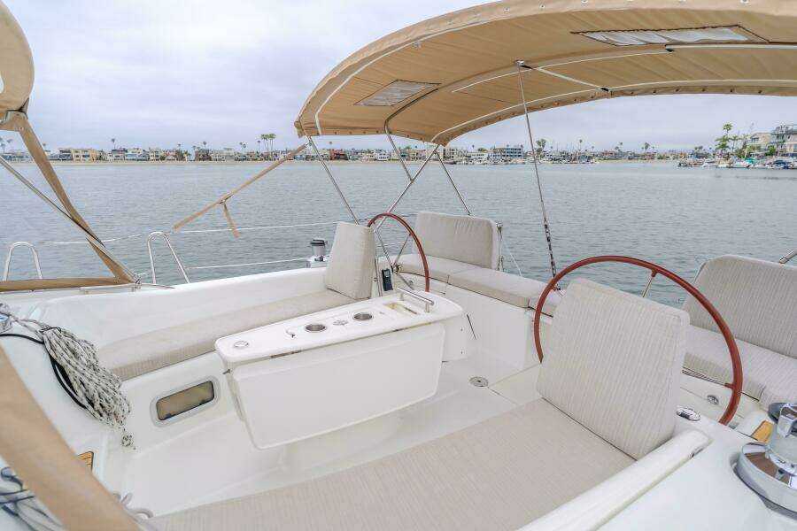 Skyfall 49ft Beneteau Yacht For Sale