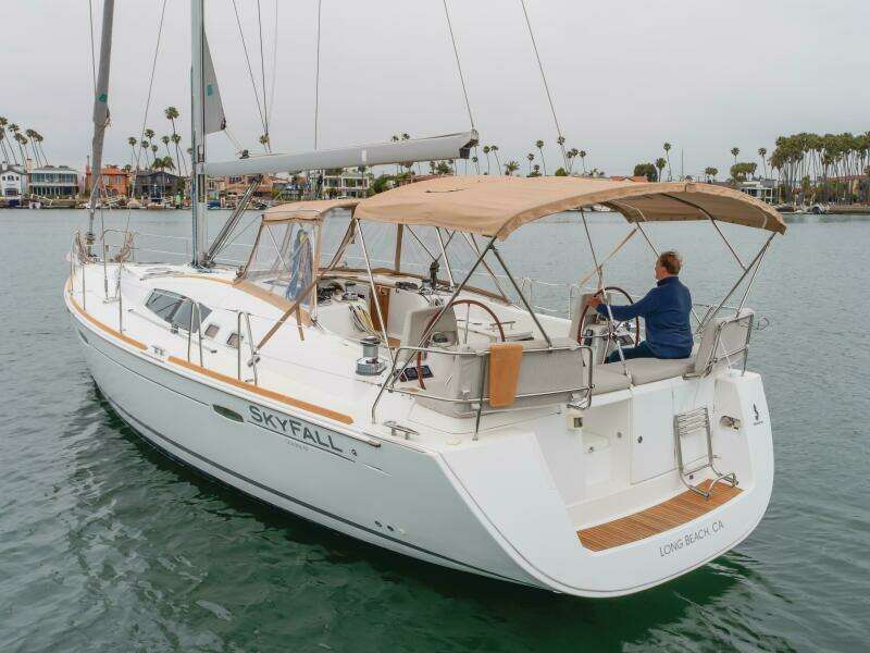 Skyfall 49ft Beneteau Yacht For Sale