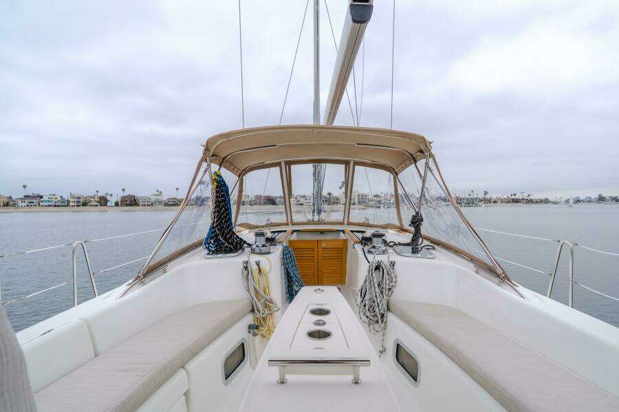 Skyfall 49ft Beneteau Yacht For Sale