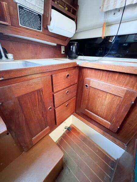 TIGER LILY 34ft CAL Yacht For Sale