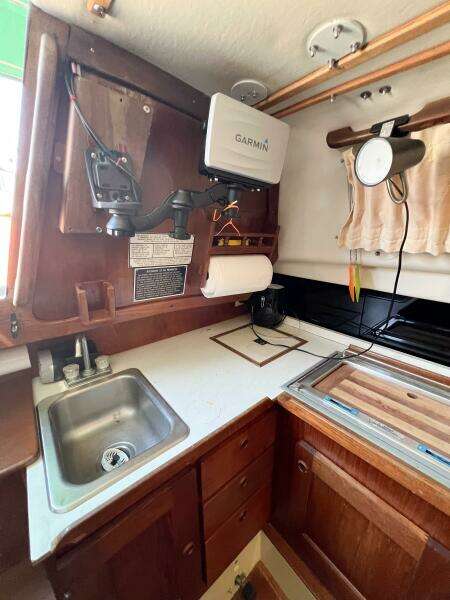 TIGER LILY 34ft CAL Yacht For Sale