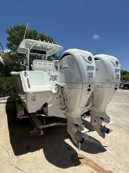 30ft Sea Hunt Yacht For Sale