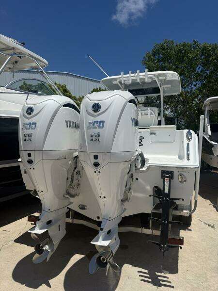 30ft Sea Hunt Yacht For Sale