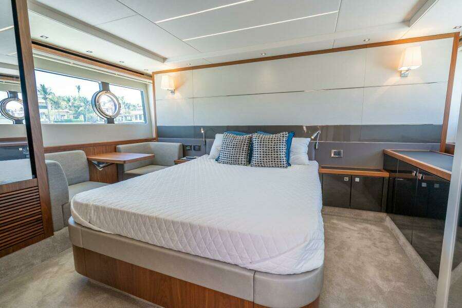 MIDNIGHT OIL 57ft Sunseeker Yacht For Sale