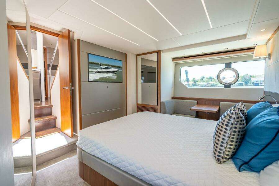 MIDNIGHT OIL 57ft Sunseeker Yacht For Sale