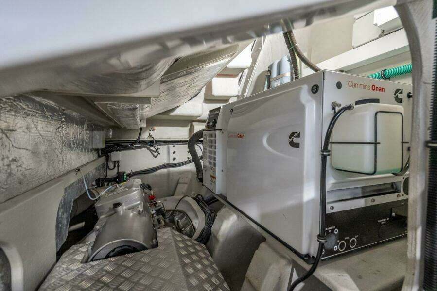 MIDNIGHT OIL 57ft Sunseeker Yacht For Sale