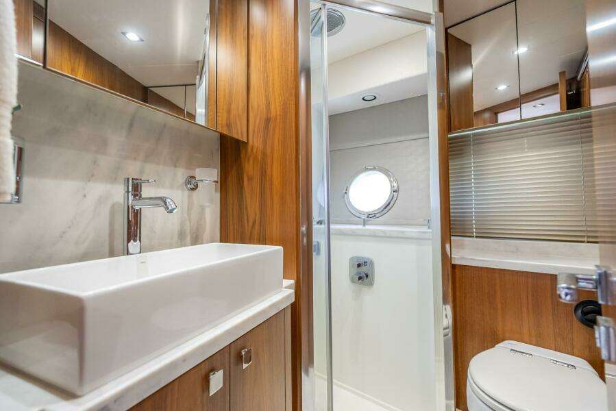 MIDNIGHT OIL 57ft Sunseeker Yacht For Sale