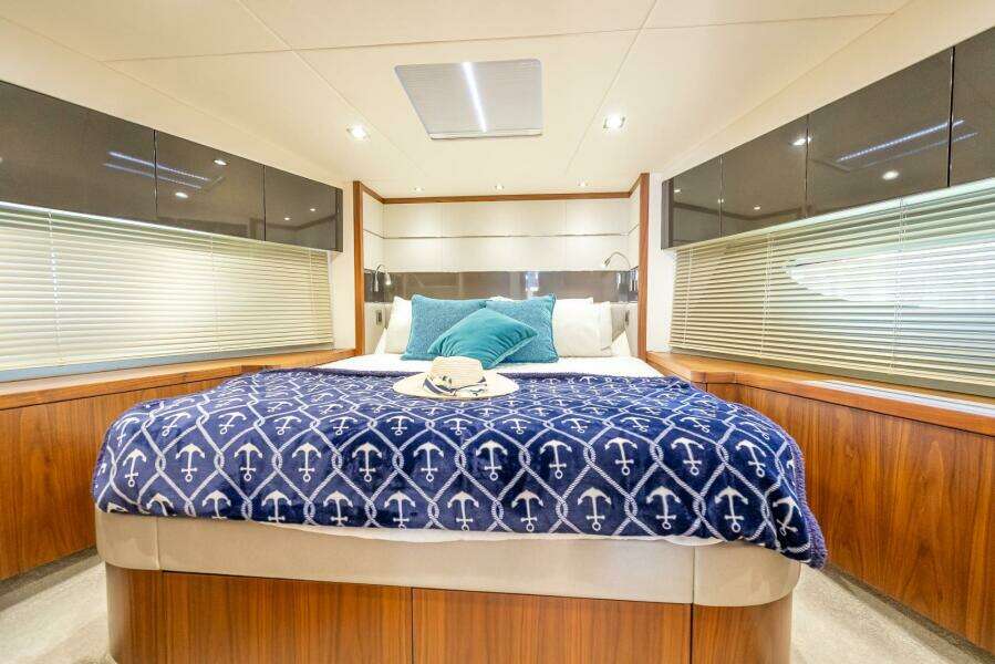 MIDNIGHT OIL 57ft Sunseeker Yacht For Sale
