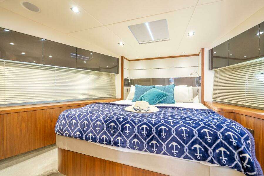 MIDNIGHT OIL 57ft Sunseeker Yacht For Sale