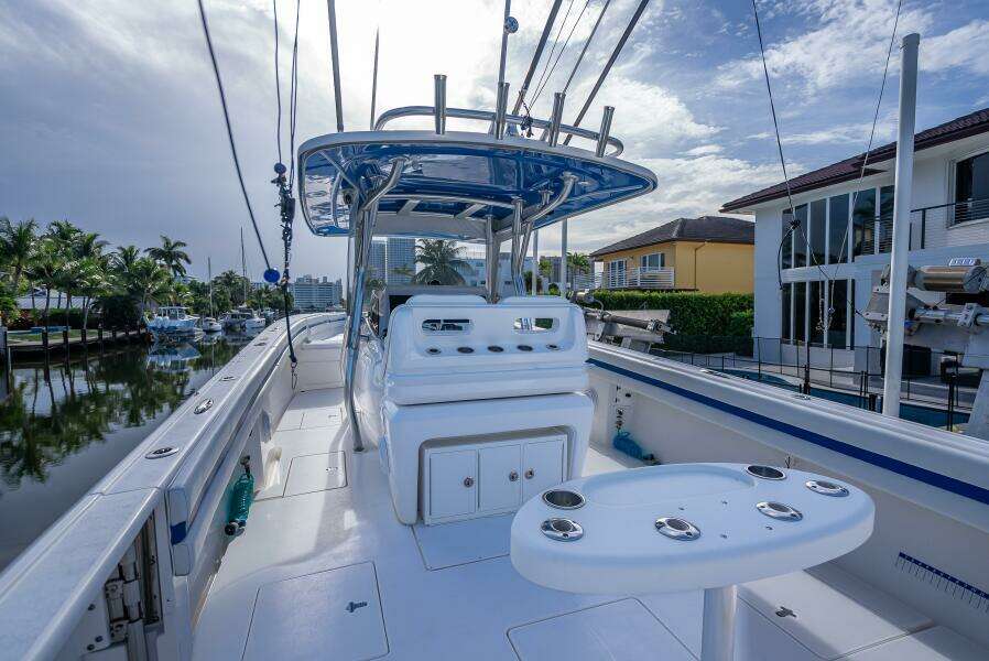 Chasing Charli 40ft Intrepid Yacht For Sale