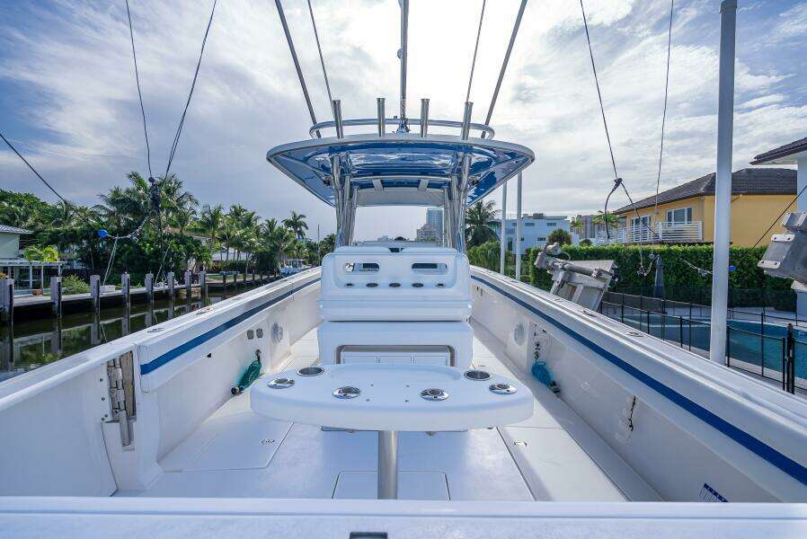 Chasing Charli 40ft Intrepid Yacht For Sale
